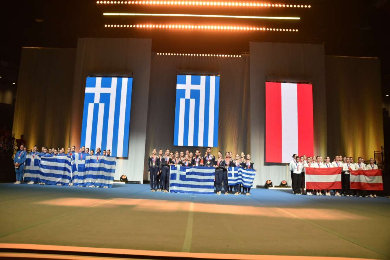Απλά μαγικές : Θρίαμβος της Ελλάδας στο Ευρωπαϊκό Πρωτάθλημα Cheerleading στην Πράγα! (photos+vids)